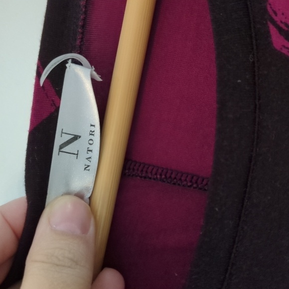 Natori Oversized Soft Stretchy Dolman Sleeves Top Abstract Athleasure Sz Large - Picture 5 of 8